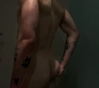 NAUGHTYSHAUDY HOTEL CONTENT Billede 5