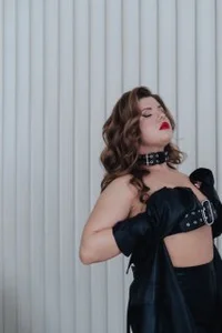 NoraBigAss Sex and skin Pic 4