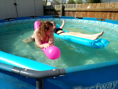 ShyAndHappyCdns Relaxing Pic 2