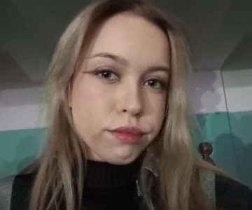 KaneshaSambor Public Foto 2