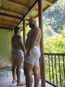 hotandreadyboysPublic Bild 3