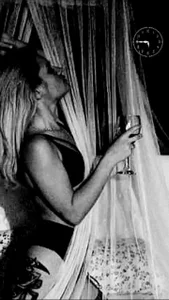 NayaBlissのNaya outside camの枚の写真