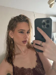 LornaBuffkin my hair Pic 4