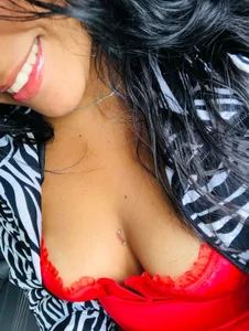 Mia_cm Red horny Pic 5