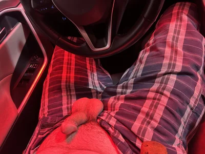 MrDaddy2121 Public Pic 3