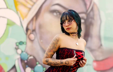 NaniiSisyのWow, amazing lady!の 5枚の写真