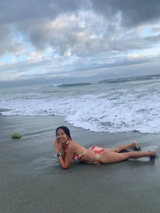 Tinderella Public Foto 4