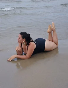 MatureHornyxxx My pigs pay my vacatiosn! Pic 2