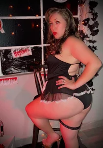 HALLOWEN 2025 🎃 de blondehorny69  3 photos