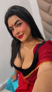 lakshmiraniiiのred and whiteの 9枚の写真