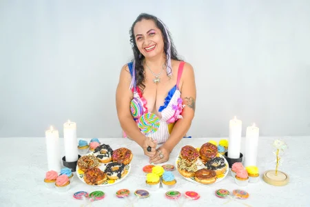 AlessandraLeroy A caress of sugar with a soul of fire Immagine  4