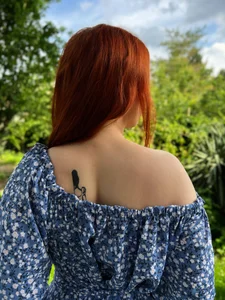 RedheadQueen_ kullanıcısının hot summer albümü -  2 fotoğraf