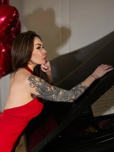 AnitaVensley- valentine's day 🩷 Pic 5