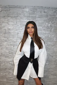 Ashley_luxx Would you like me to be your secretary?👩‍💼 Poză