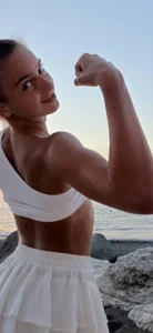 ElizSweet Beach Pic 6