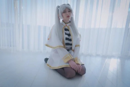 koshkasenpai Frieren part 1 FREE Pic 9