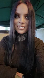 Public de InesGold  3 Imagens