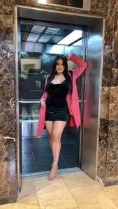 IvyJonesX Hot look Pic 2