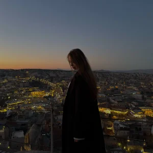 LillianLester Night walk Foto 2