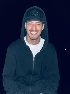 Chandler_ken Public صورة واحدة|Chandler_ken Public صورتان|Chandler_ken Public  4 صور|Chandler_ken Public  4 صورة