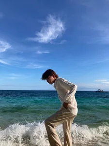 ethereal_alex: Alex by the sea ( 4 фото)