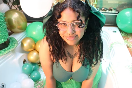 Sophia_Cook_: Saint Patrick! ( 2 фото)