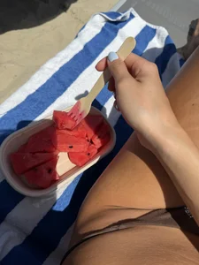 CuteNessy 🍉 사진