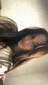 aylinblushing