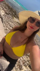 princess_anny5 a nice vacation on the beach, how I enjoy the sun, sand, the sea and the tan🏝️  2. fénykép
