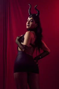 Sienna_Dark malefica Pic 6