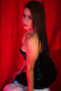 MistressSlut1のIM YOUR DOMINATRIXの 4枚の写真