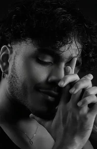 AlexanderJordan 🖤 Foto 2