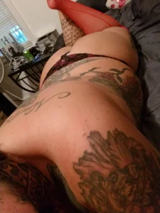tattedchic's XXX Nude Photo 1