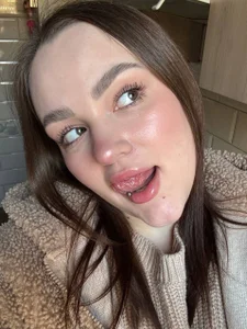 FloraLeilaXXXX Public รูป  3