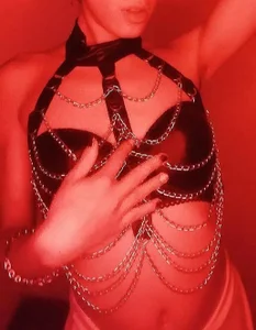 About Me de NicoleCortez Foto 4