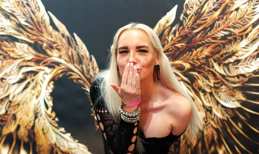 MIA-XXX Public  8. fénykép