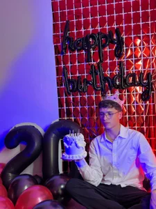 Zdjęcia JoshClaarktt Happy birthday to me:  8