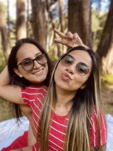 Jules_n_Gia A day in the woods 💫 Bilde