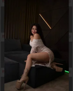 Eva_wett Photo in heels Pic 4