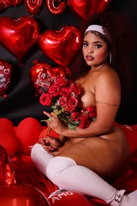 jones_maddy_ welcome valentine 💘 Pic 3