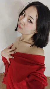 Lyndasilk Public Pic 5