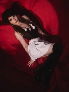 FayeValentine_ Classy Pic 4