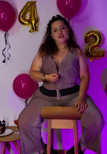 PamelaRizzoo celebrate with me Gambar 3