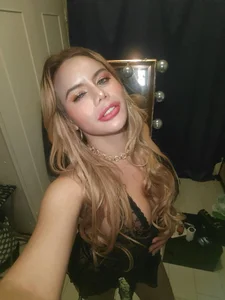 sexyWinnie69's XXX Nude Photo 2