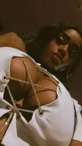 AdaBennethHey my love Bild