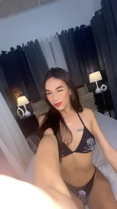 catiana_moore Public รูป  2