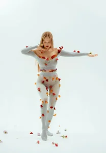 LustfulDiana kullanıcısının Shy girl albümü -  fotoğraf