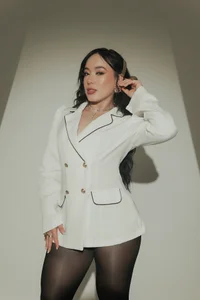 ZaraKafruni Contemplate the charm Poză 5