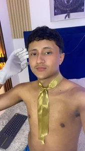 _Leohot_hot me 🔥图片 2