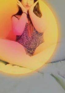 modest_lolia Public  2টি ছবি